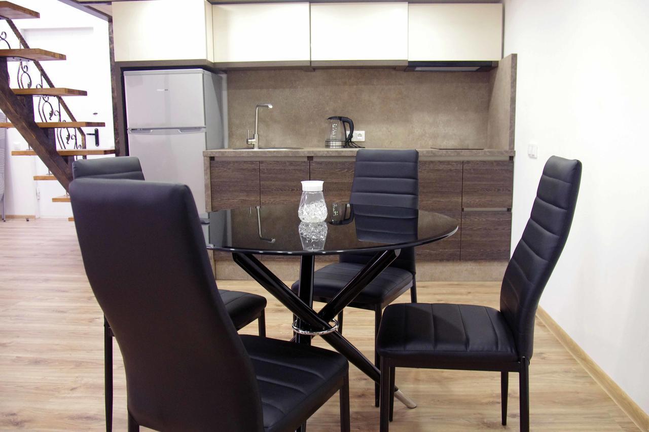On Tabidze Apartment *